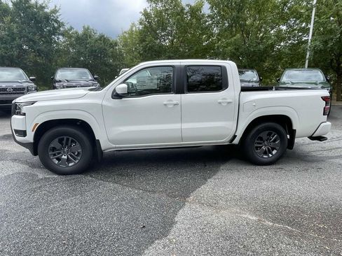New 2025 Nissan Frontier SV RWD image 2