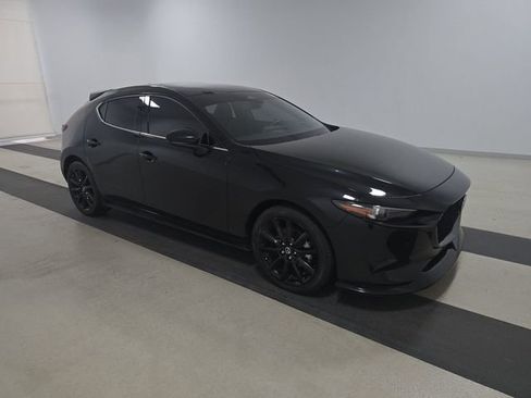 Used 2024 MAZDA MAZDA3 Hatchback w/Premium Plus Pkg image 2