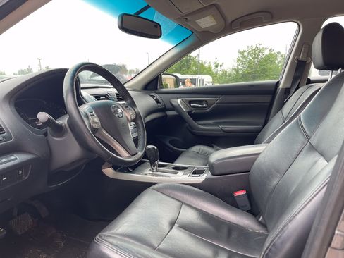 Used 2014 Nissan Altima 2.5 SL FWD image 9