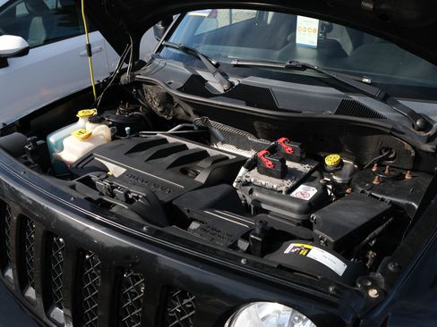 Used 2016 Jeep Patriot Sport w/ Power Value Group image 37