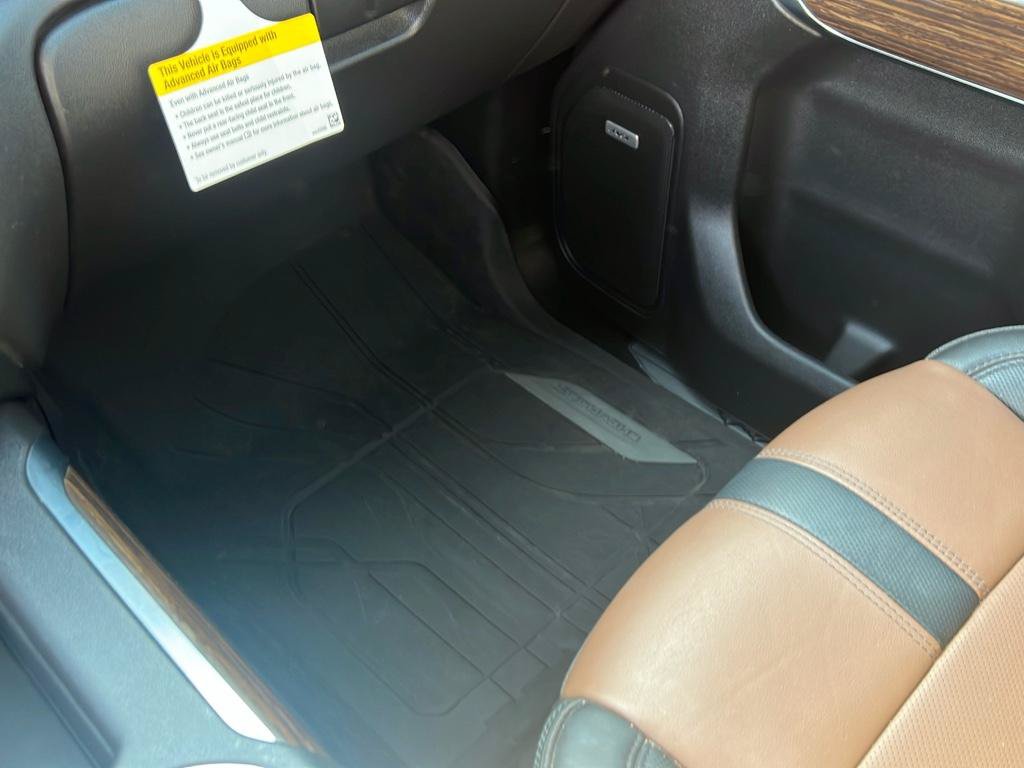Used 2022 Chevrolet Silverado 1500 High Country AWD/4WD image 22
