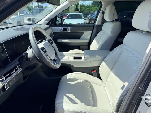 Used 2024 Hyundai Santa Fe Calligraphy AWD/4WD image 11