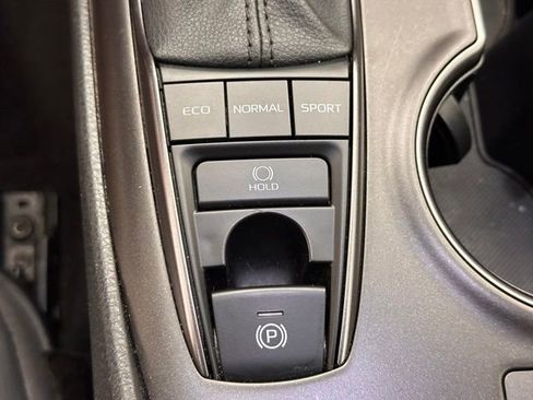 Used 2024 Toyota Camry XSE FWD image 13