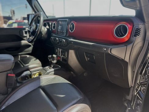 Used 2020 Jeep Gladiator Rubicon image 9