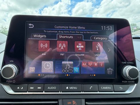 Used 2024 Nissan Altima 2.5 SV FWD image 44