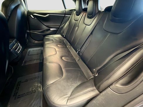 Used 2016 Tesla Model S 70 image 14