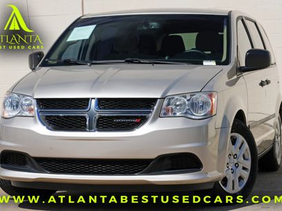 Used 2015 Dodge Grand Caravan American Value Package w/ UConnect Hands-Free Group