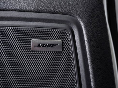 Certified 2026 Porsche Macan AWD/4WD image 27