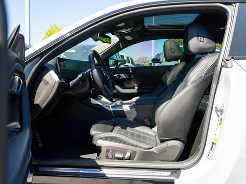 Used 2023 BMW M240i Coupe RWD image 12