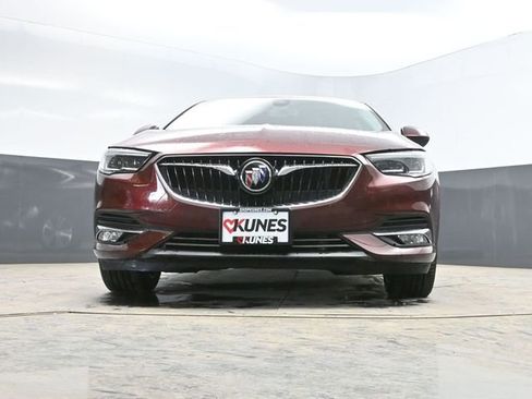 Used 2018 Buick Regal Essence w/ Driver Confidence Package #1 image 44
