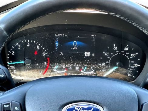 Used 2021 Ford Escape SE w/ SE Sport Appearance Package FWD image 24