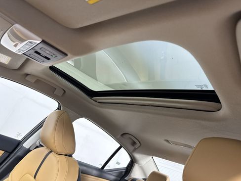 New 2025 Nissan Sentra SV w/ SV Premium Package image 19