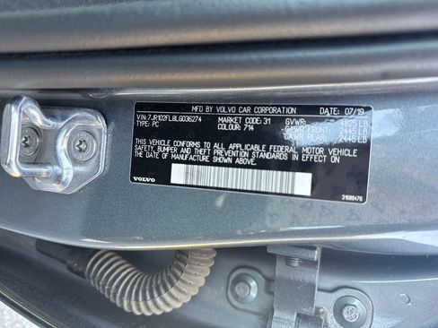 Used 2020 Volvo S60 T5 Inscription image 36