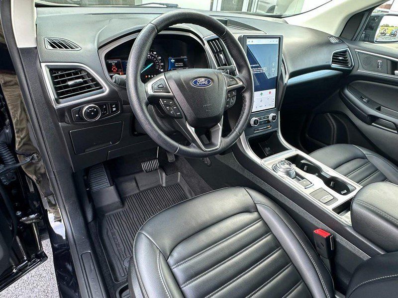 Used 2023 Ford Edge SEL w/ Convenience Package AWD/4WD image 9