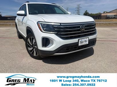 Used 2024 Volkswagen Atlas SE w/ Panoramic Sunroof Package