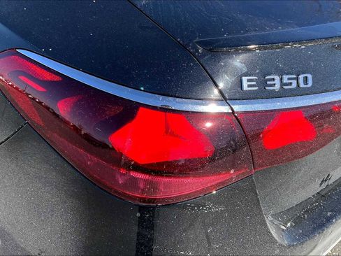 Used 2025 Mercedes-Benz E 350 Sedan image 6