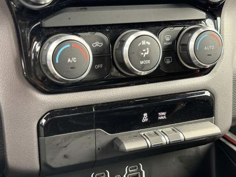 Used 2024 RAM 1500 Rebel image 24
