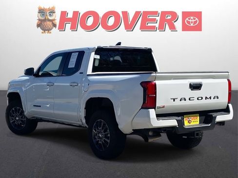 Used 2024 Toyota Tacoma SR5 image 5