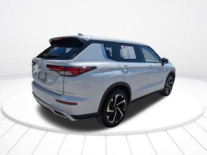 Used 2024 Mitsubishi Outlander SE