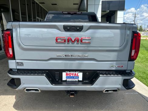 Used 2024 GMC Sierra 1500 AT4 w/ Technology Package AWD/4WD image 6