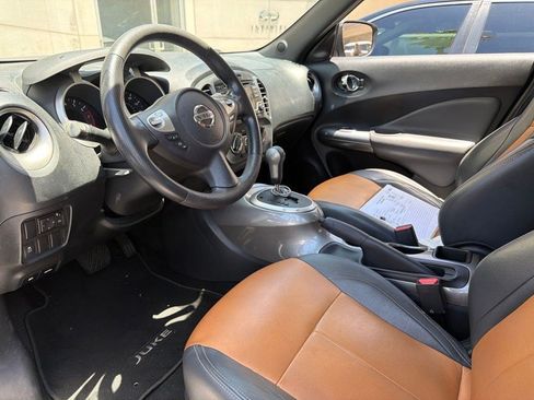Used 2015 Nissan Juke S FWD image 3