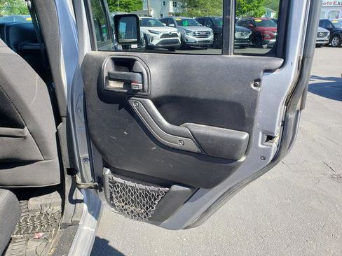 Used 2016 Jeep Wrangler Unlimited Sport w/ Quick Order Package 24S AWD/4WD image 18