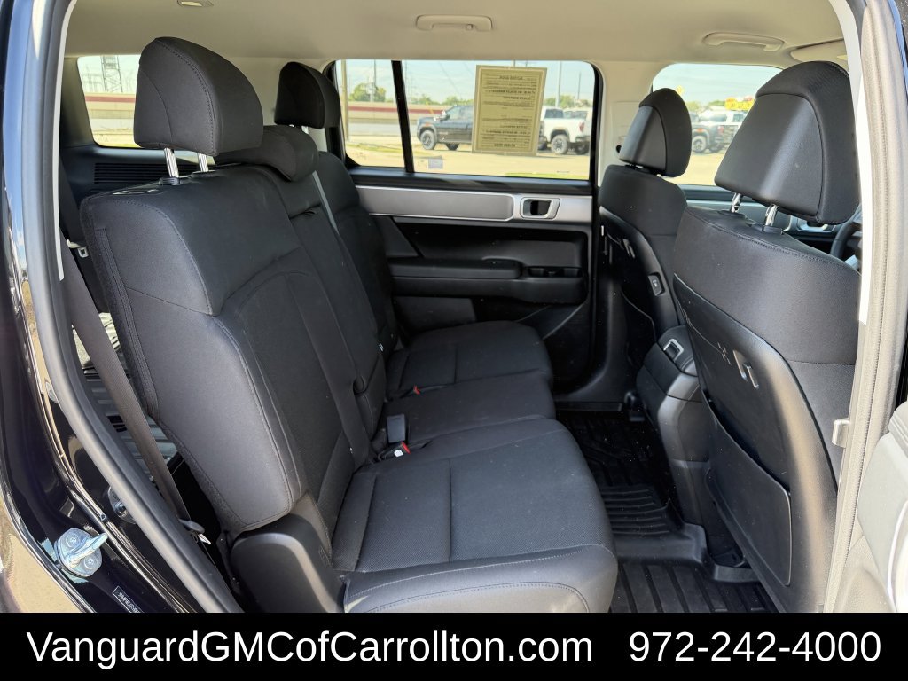 Used 2026 Hyundai Santa Fe SE FWD image 29