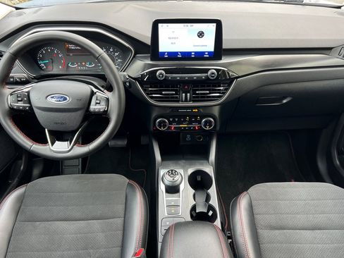 Used 2022 Ford Escape SEL w/ SEL Stealth AWD Package image 13