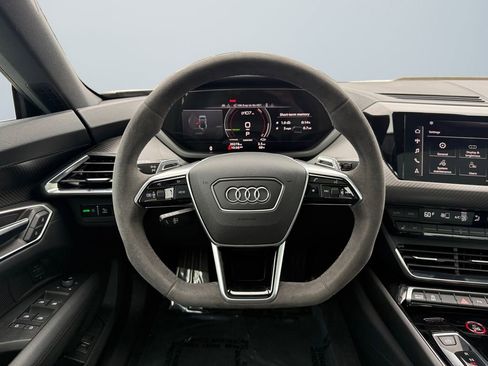 Used 2022 Audi e-tron GT Premium Plus w/ Performance Package image 12