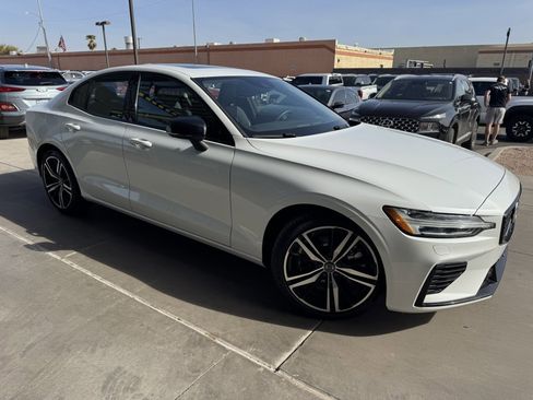 Used 2022 Volvo S60 T8 R-Design Expression w/ Premium Package image 6