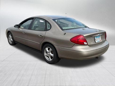 Used 2002 Ford Taurus SES FWD image 5