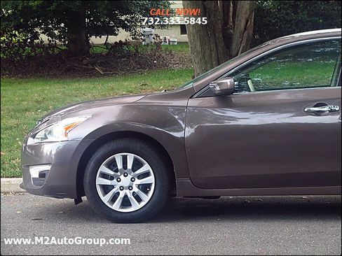 Used 2013 Nissan Altima 2.5 FWD image 19