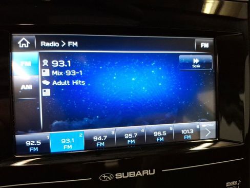 Used 2017 Subaru Impreza 2.0i Premium AWD/4WD image 25