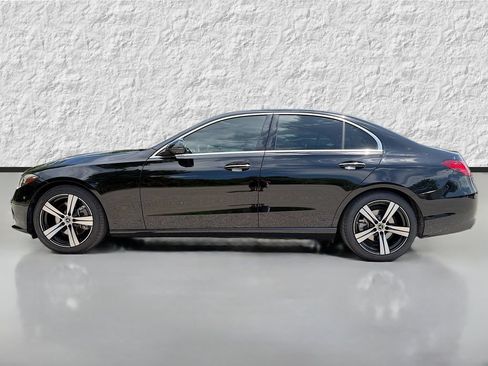Used 2022 Mercedes-Benz C 300 Sedan w/ Pinnacle Trim Package image 6