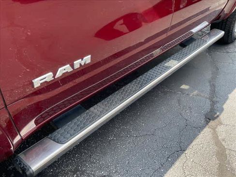Used 2022 RAM 1500 Laramie AWD/4WD image 13