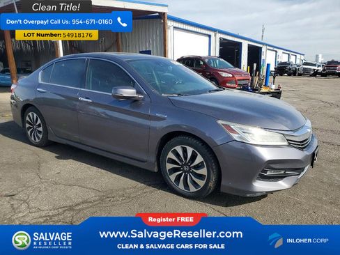 Used 2017 Honda Accord Touring image 5