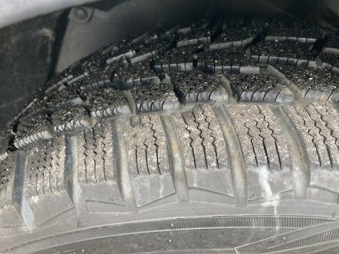 Used 2019 Buick Encore Preferred image 38