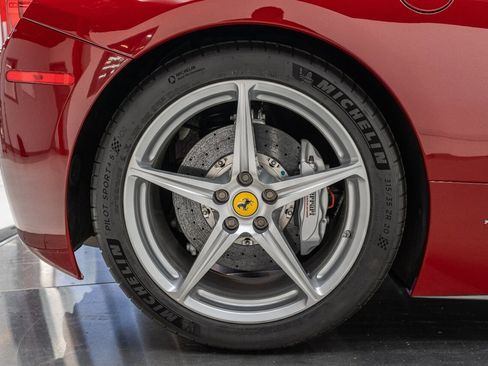 Used 2011 Ferrari 458 Italia Coupe RWD image 92