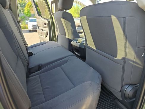 Used 2022 Toyota Tundra SR5 w/ SR5 Convenience Package image 13