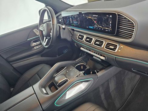 Used 2022 Mercedes-Benz GLE 450 4MATIC image 11