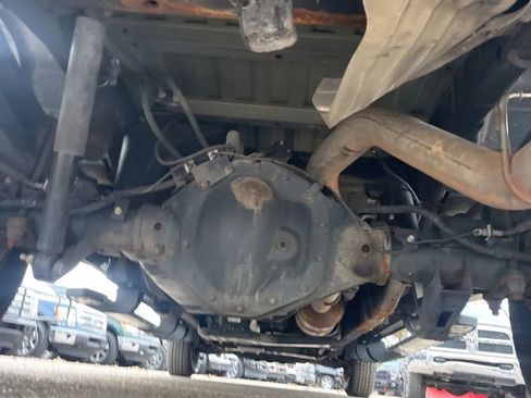 Used 2022 Chevrolet Silverado 3500 LTZ w/ LTZ Convenience Package image 7