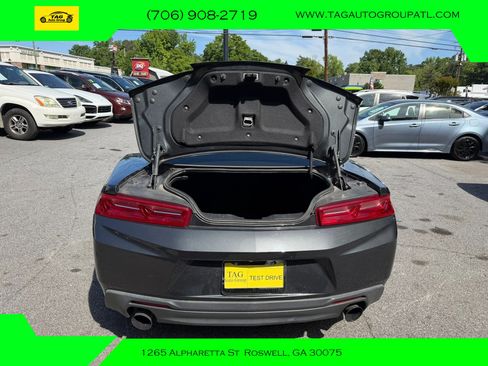 Used 2016 Chevrolet Camaro LT RWD image 7