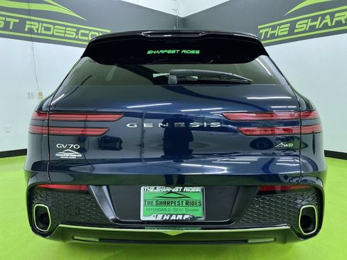 Used 2022 Genesis GV70 2.5T w/ Advanced Package AWD/4WD image 8