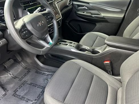 Used 2023 Chevrolet Bolt LT FWD image 11