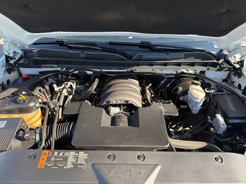 Used 2018 Chevrolet Silverado 1500 LT w/ Texas Edition image 10