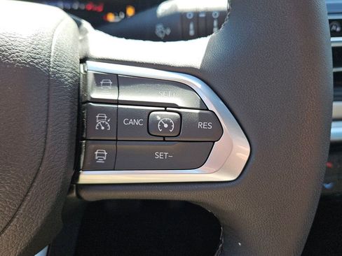 New 2026 Jeep Compass Limited image 25