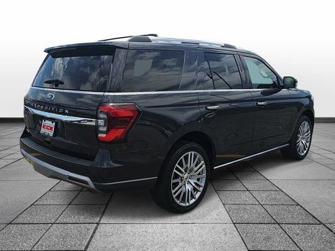Used 2024 Ford Expedition Limited AWD/4WD image 5