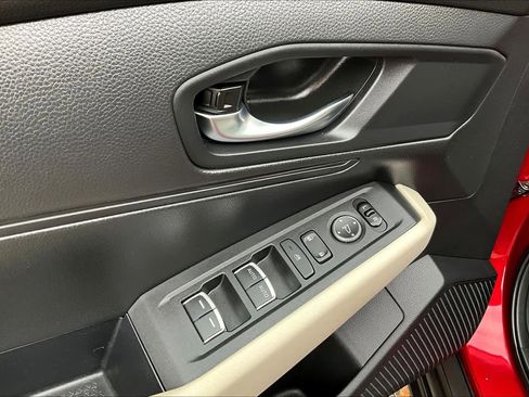 Used 2023 Honda Accord LX image 30