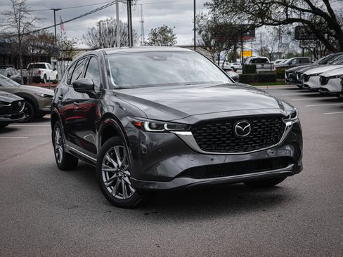 New 2025 MAZDA CX-5 AWD 2.5 S w/ Premium Plus Pkg image 2