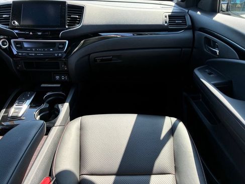 Used 2023 Honda Ridgeline Black Edition image 19